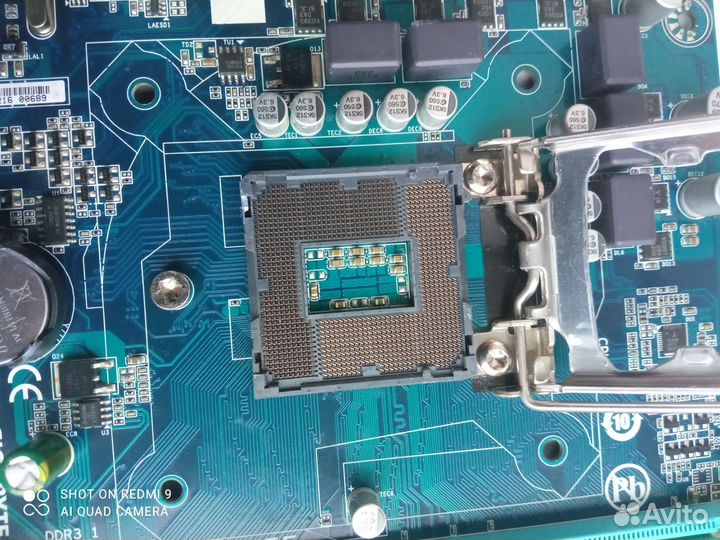 Материнская плата с процессором i3