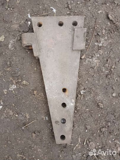 Стойка для плуга