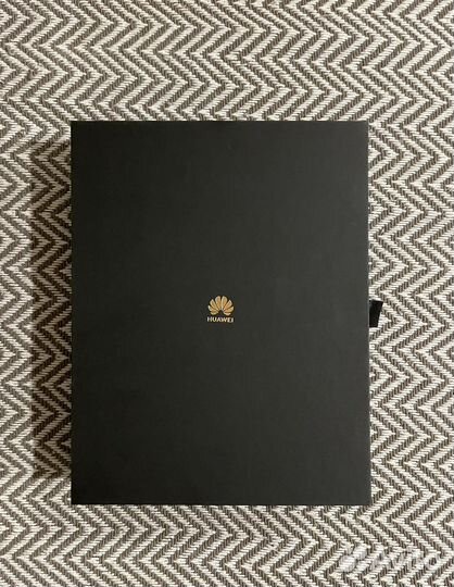 Коробка от huawei