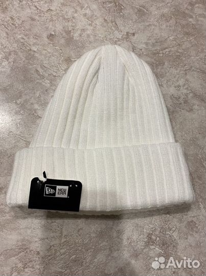 Шапка женская весна. Спортмастер белая