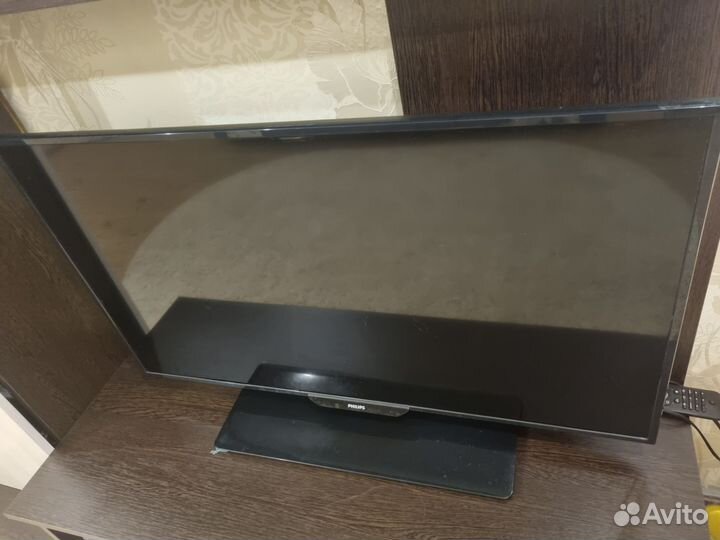 Телевизор на запчасти