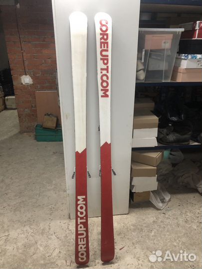 Горные лыжи для фрирайда Coreupt Caspers