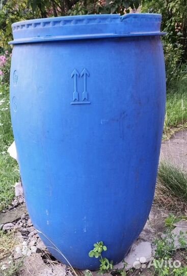 Бочка пластиковая садовая
