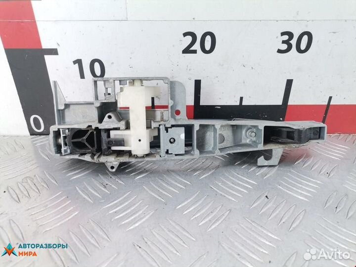 Ручка наружная задняя левая Peugeot 407 2005