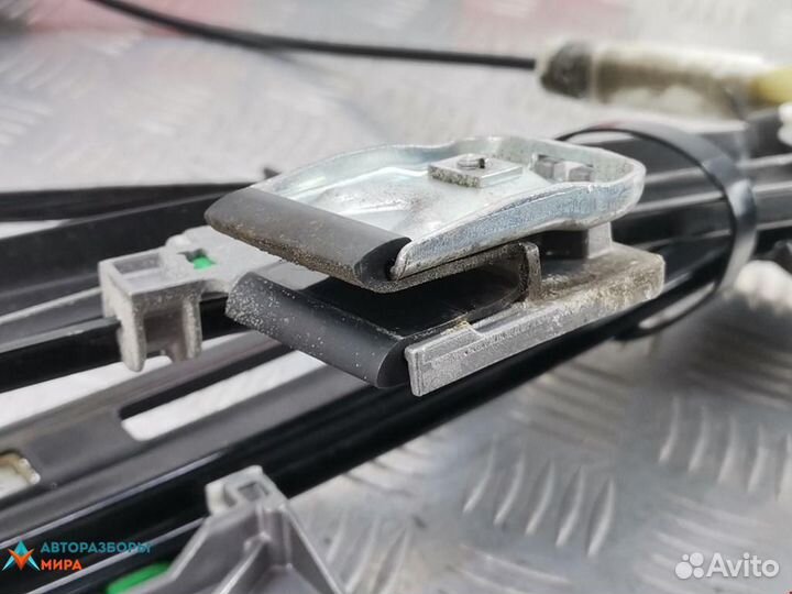 Стеклоподъемник передний левый Volkswagen