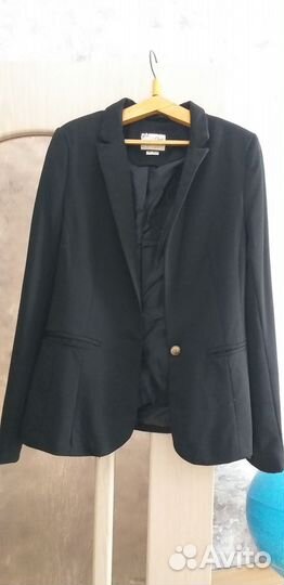 Пиджак женский 42