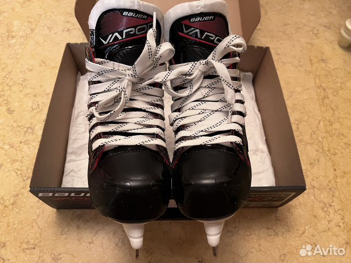 Хоккейные коньки bauer vapor x2.7