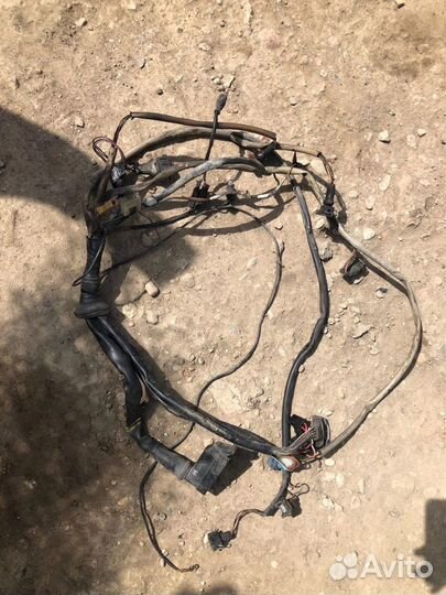 Моторна проводка моновпрыска Гольф 2