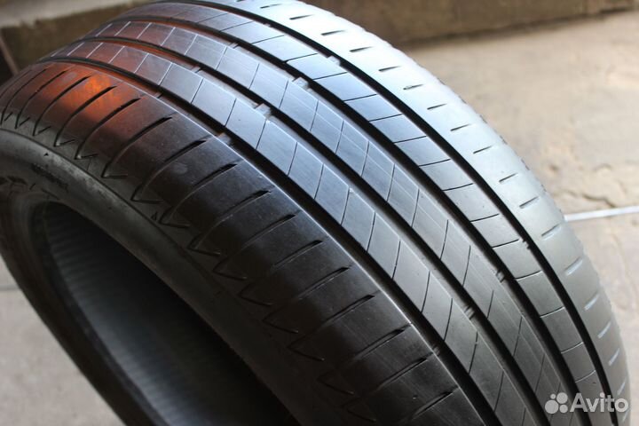 Bridgestone Turanza T005 245/45 R19 102Y