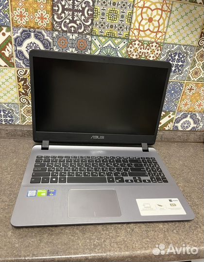 Ноутбук asus