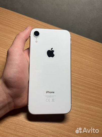 iPhone Xr, 64 ГБ