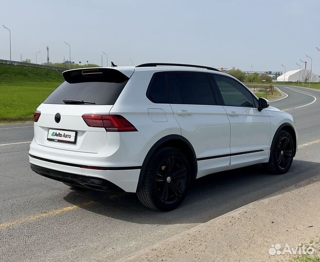 Volkswagen Tiguan 2.0 AMT, 2019, 353 700 км