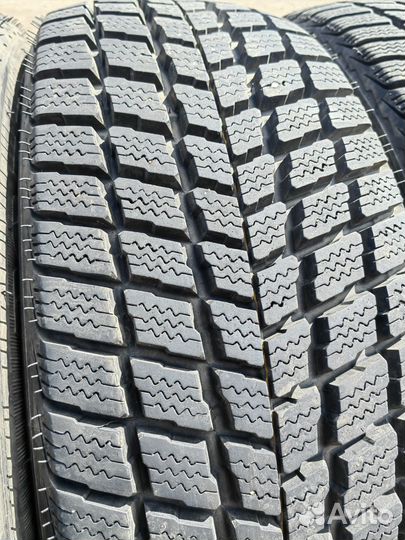 Roadstone Winguard SUV 225/60 R18 104V