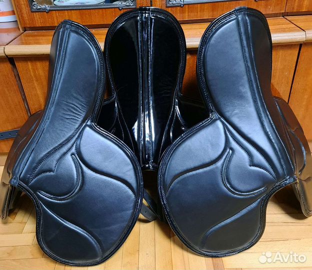 Седло для лошади