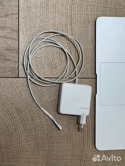 Apple MacBook Air 13 2011