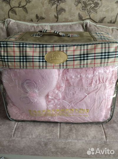 Комплект на кровать новый