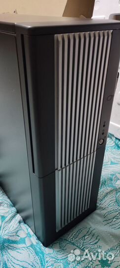 Продается компьютерный корпус Сhieftec без б/п