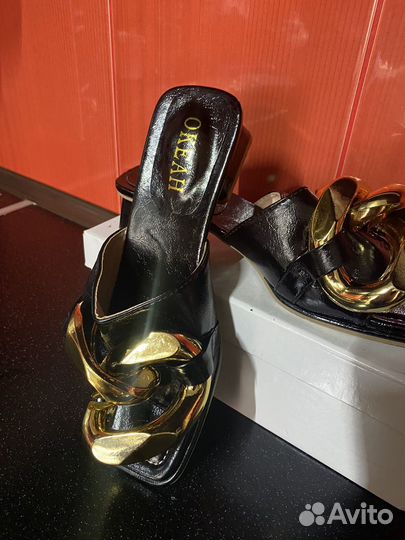 Шлепки женские 39 размер