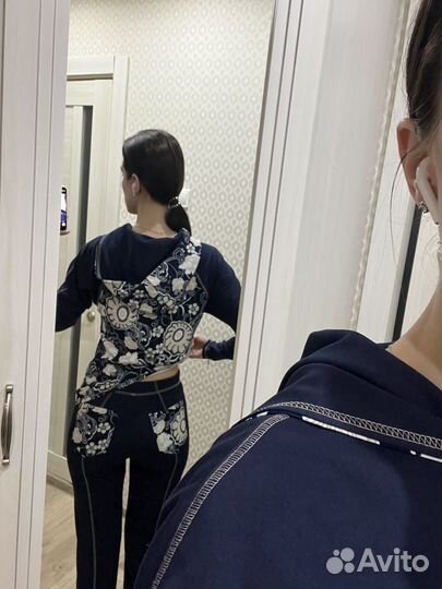 Костюм спортивный