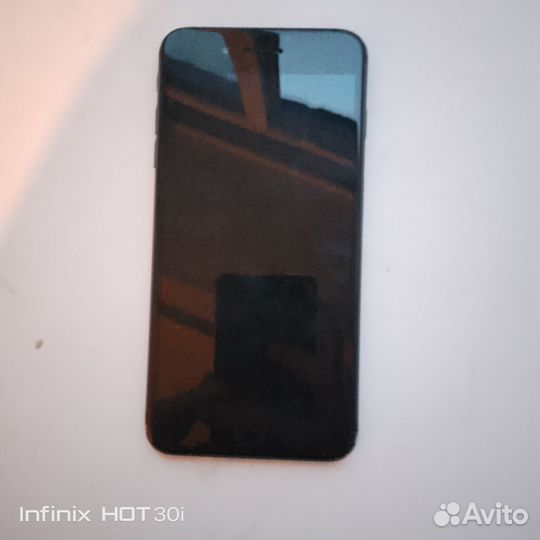 iPhone 8 Plus, 64 ГБ