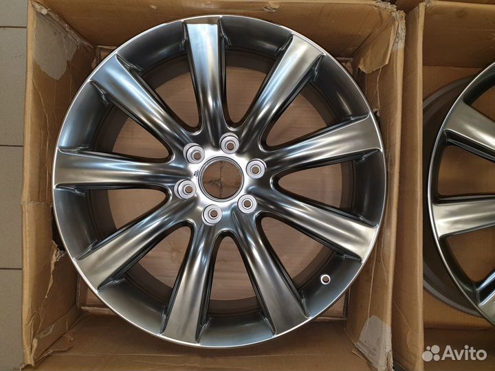 Новые оригинальные диски R22 Infiniti QX56/QX80