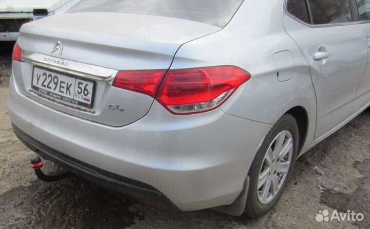 Фаркоп Ситроен (Citroen) C4 седан 2013