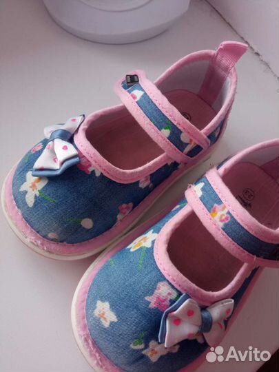 Сандалики для девочки