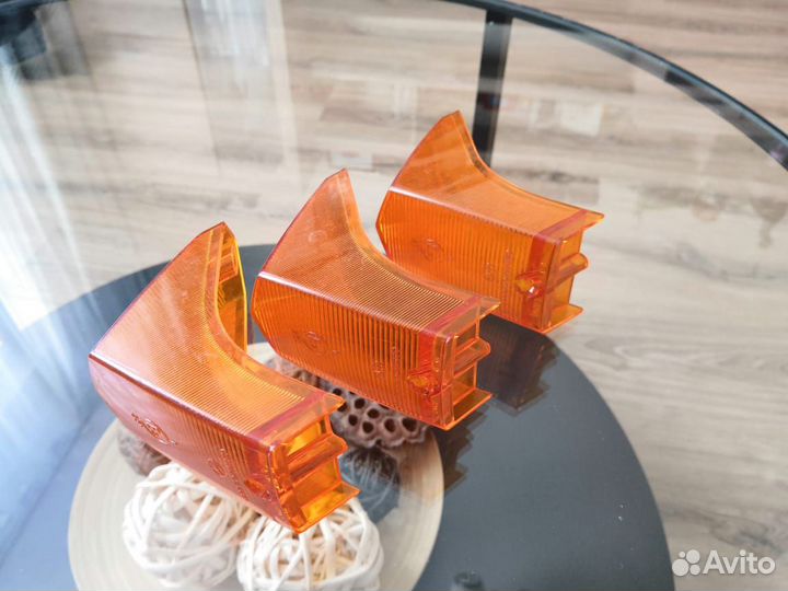 Стекла поворотников москвич 412,2140