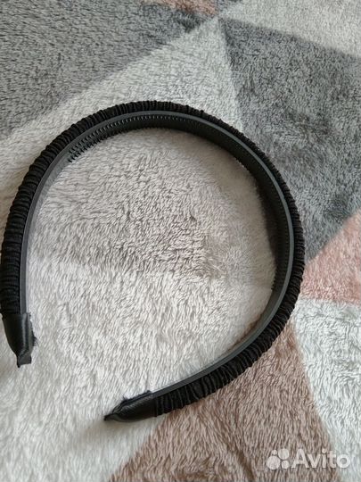 Ободок для волос черный