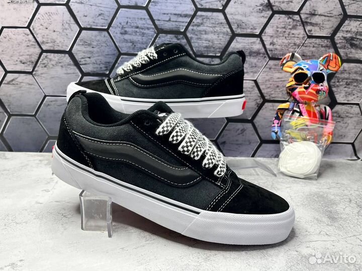 Кроссовки Vans knu skool дутыши черный