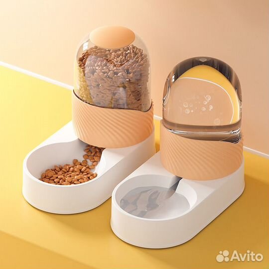 Автоматическая кормушка для кошек и собак