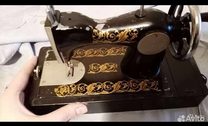 Детская швейная машинка СССР