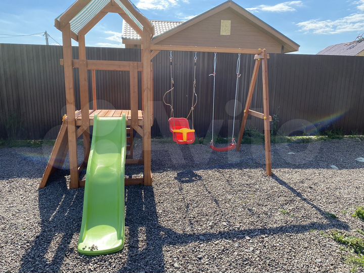 Дом 95 м² на участке 4 сот.