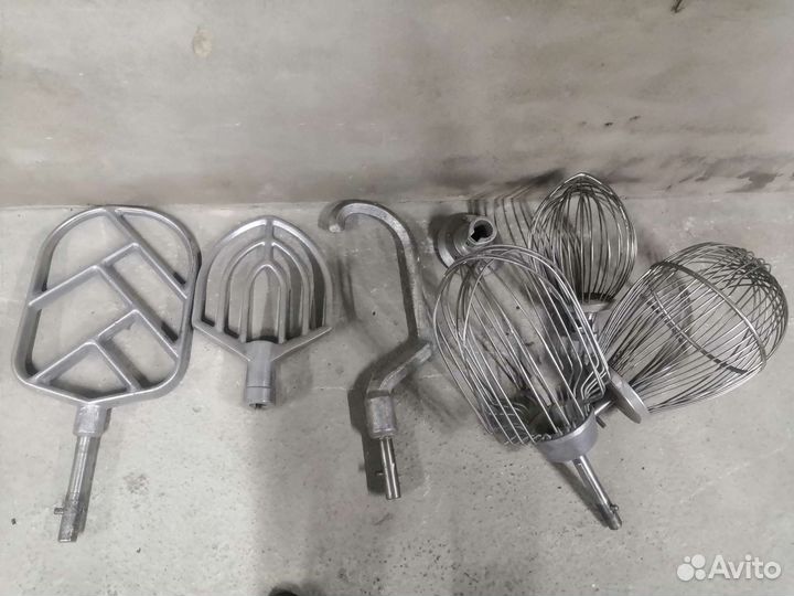 Венчики, лопатки, дежи, насадки для миксеров