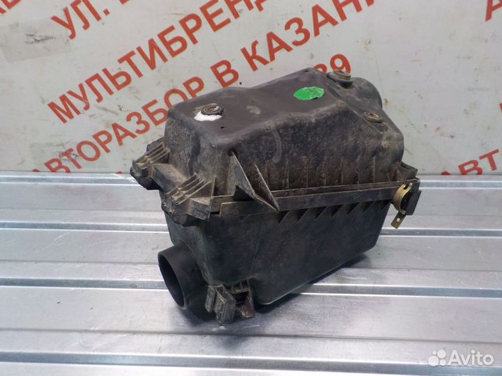 Корпус воздушного фильтра Джили Эмгранд EC7