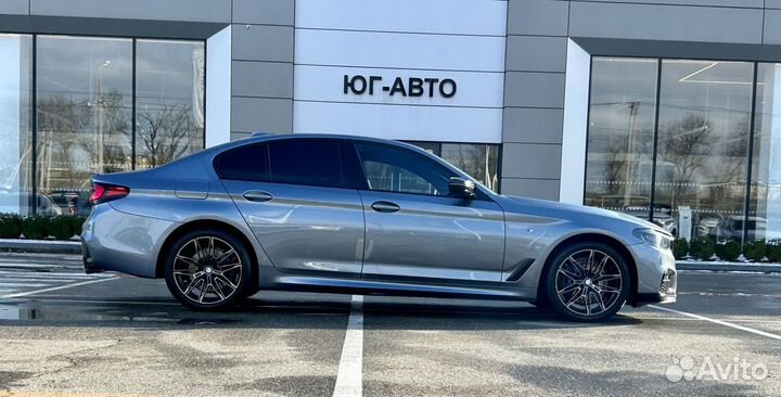 BMW 5 серия 3.0 AT, 2020, 124 100 км