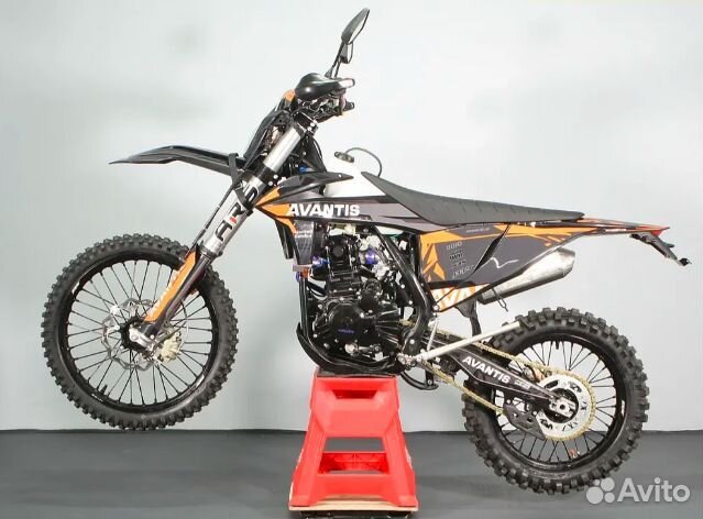 Мотоцикл Avantis Enduro 250 Carb Exclusive (CB250