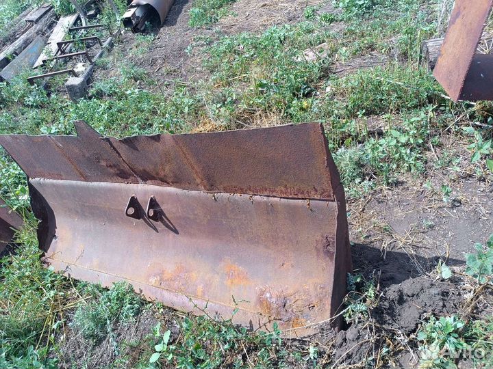 Ковш, лопата для тактора
