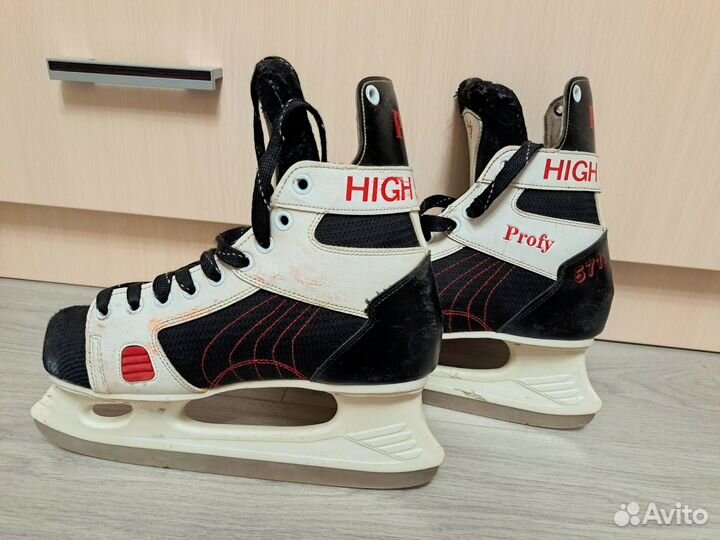 Коньки хоккейные 41