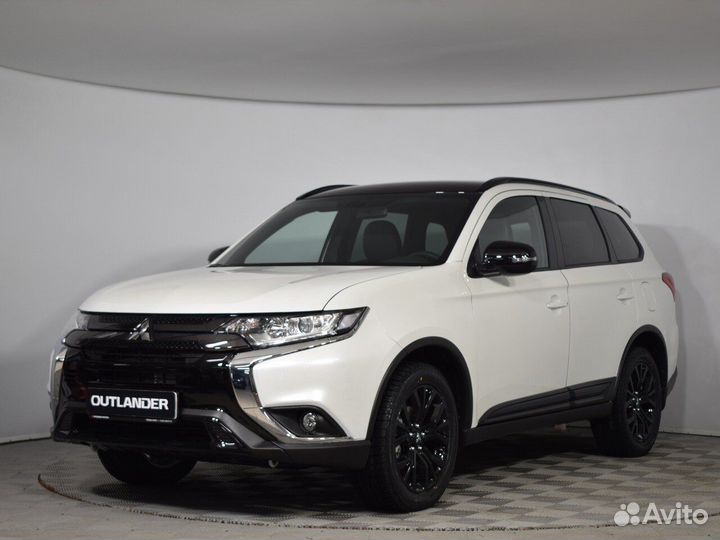 Mitsubishi Outlander 2.0 CVT, 2022