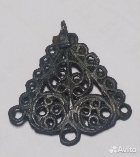 Треугольная языческая привеска «Древо жизни» R8