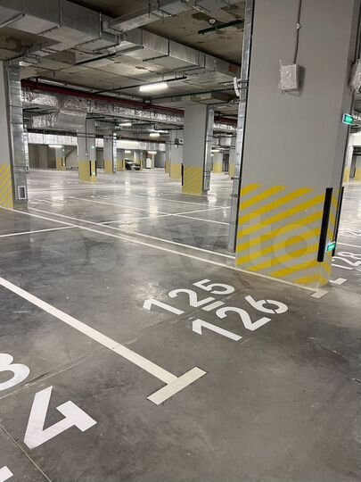 Машиноместо, 14 м²