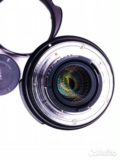 Sigma 24-105mm f/4 DG OS HSM Art на Nikon F