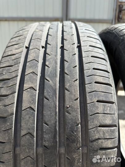 Continental ContiPremiumContact 5 215/55 R17 94W