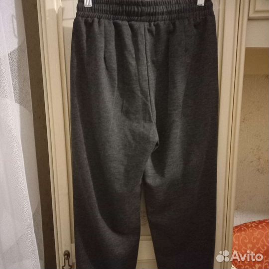 Спортивные штаны женские