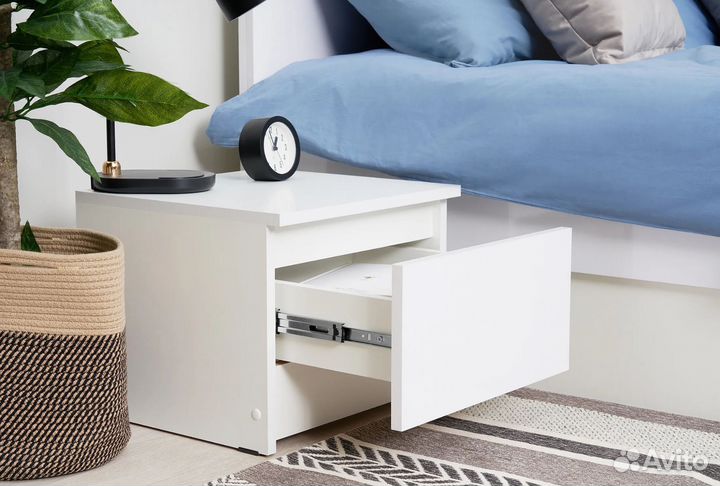 Прикроватная тумба 2шт, в наличии