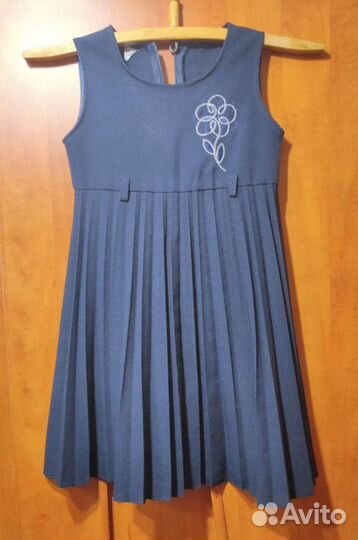 Школьная форма на девочку(синяя) размер 128