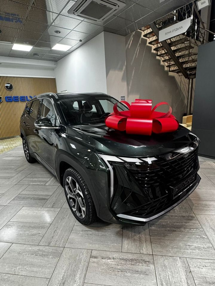 Geely Atlas: фото владельца