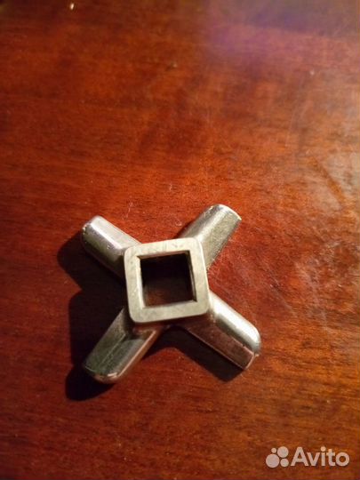 Нож для Электромясорубки Bosch Champion 1550W MFW1