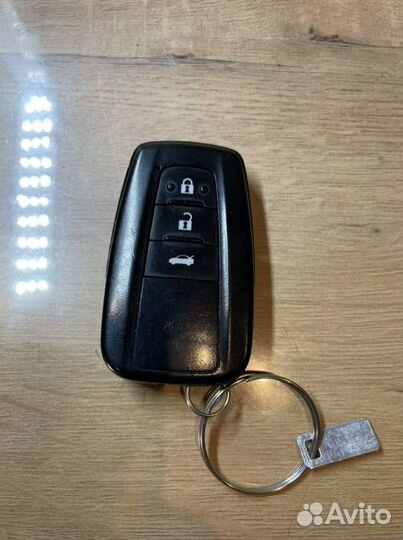 Корпус ключа toyota camry